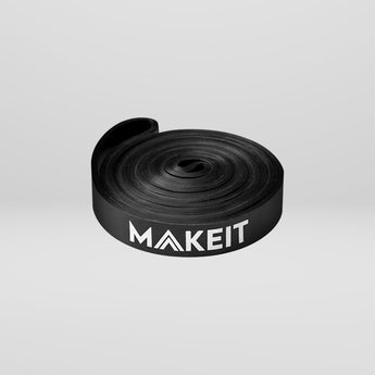 Elastik fra MakeIt på lysegrå baggrund